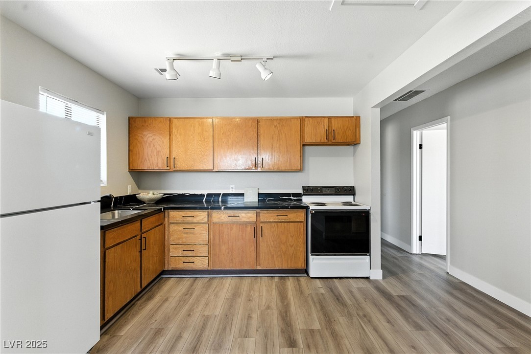 215 Zinc Street B