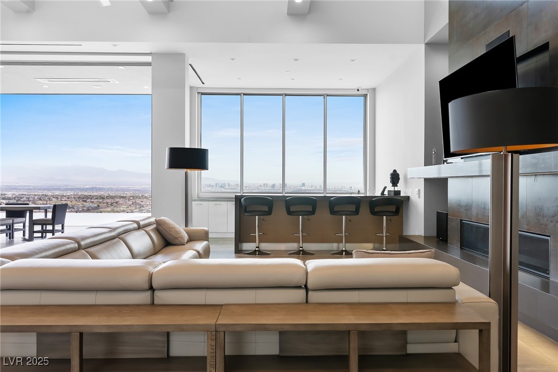 5 Rockstream Drive
