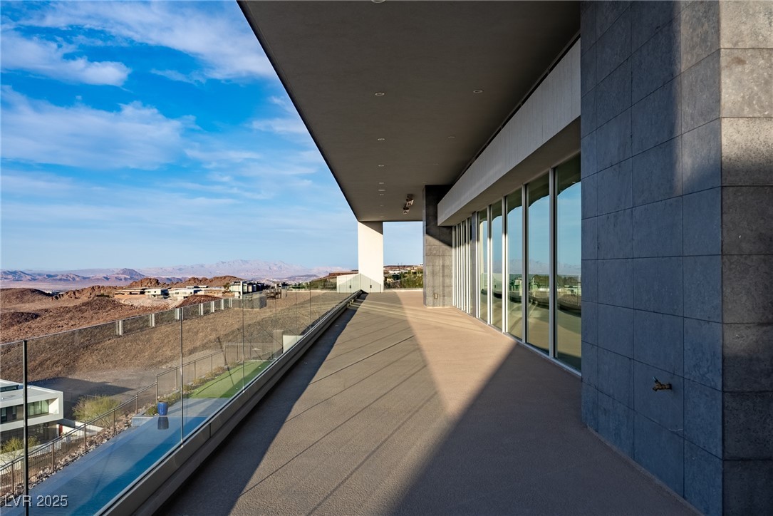 5 Rockstream Drive