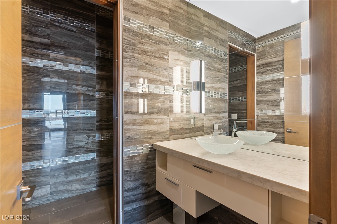 5 Rockstream Drive