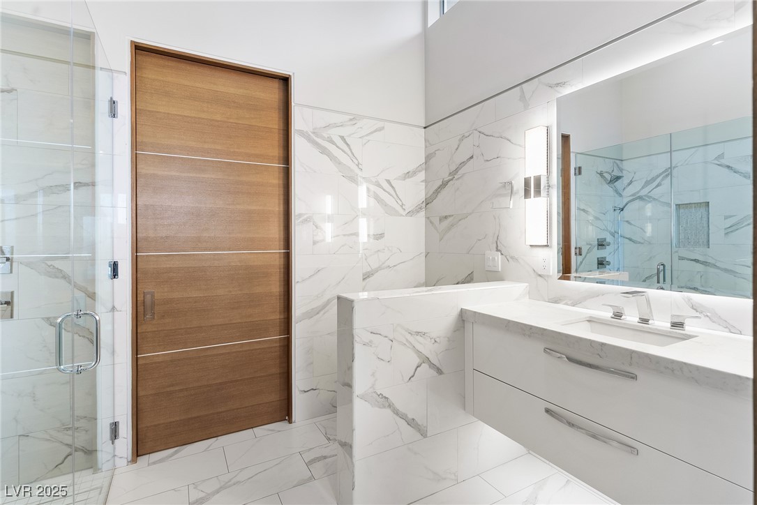 5 Rockstream Drive