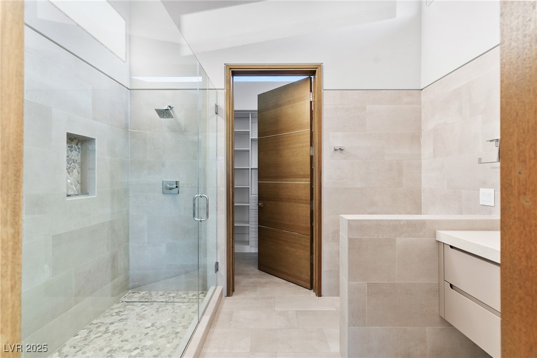5 Rockstream Drive