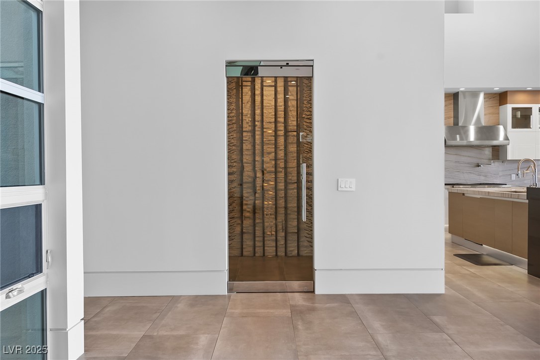 5 Rockstream Drive