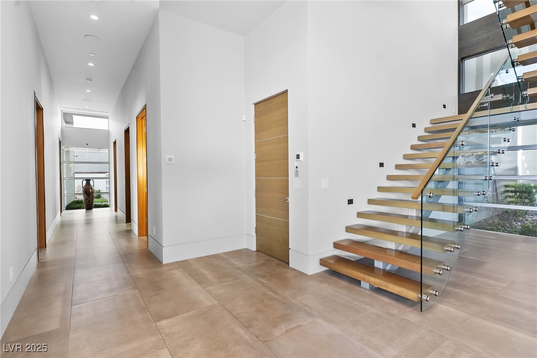5 Rockstream Drive