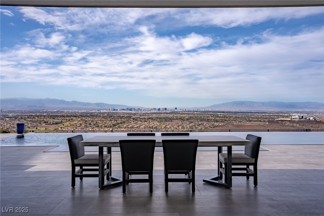 5 Rockstream Drive