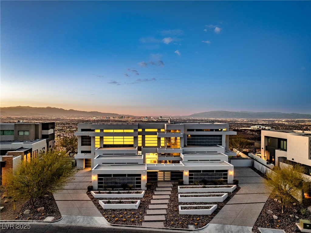 5 Rockstream Drive