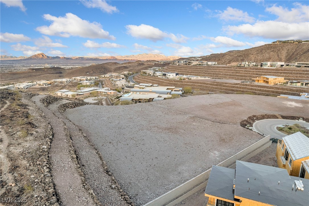 25 Sanctuary Peak Court