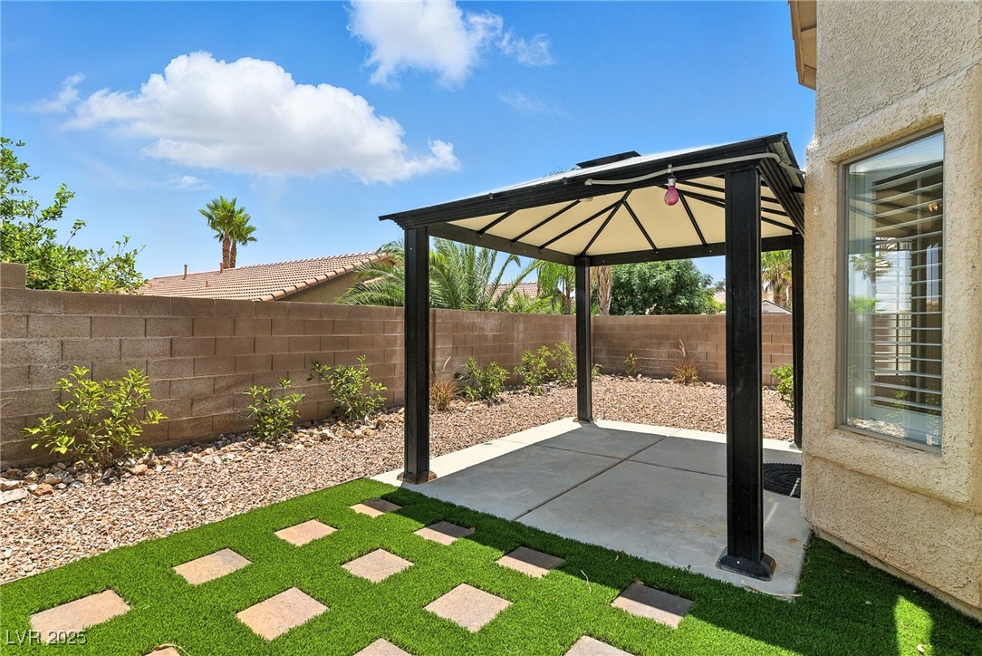 10950 Crispinio Street