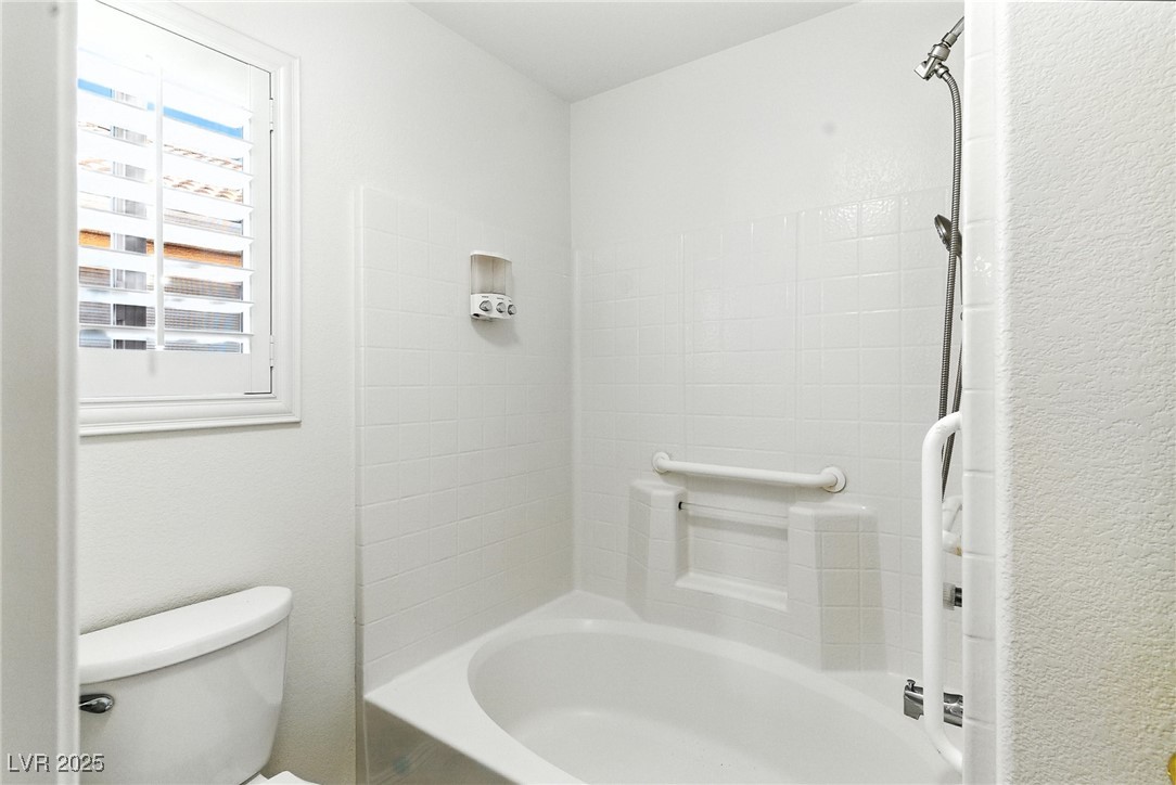 10950 Crispinio Street