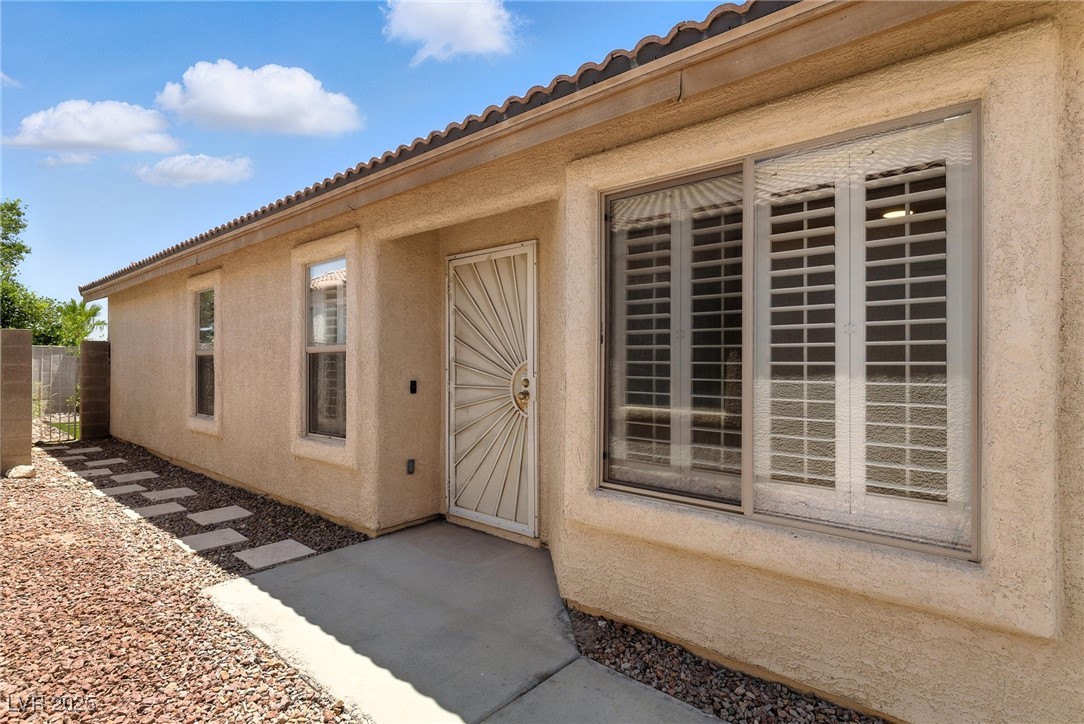 10950 Crispinio Street