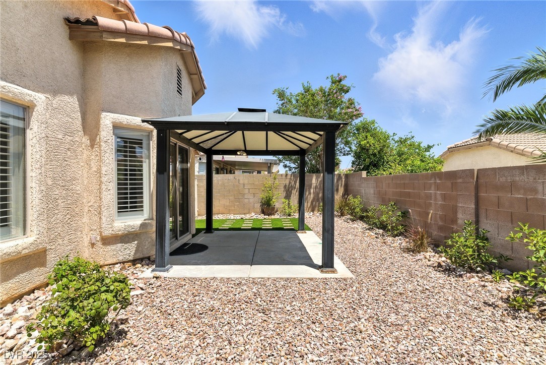 10950 Crispinio Street