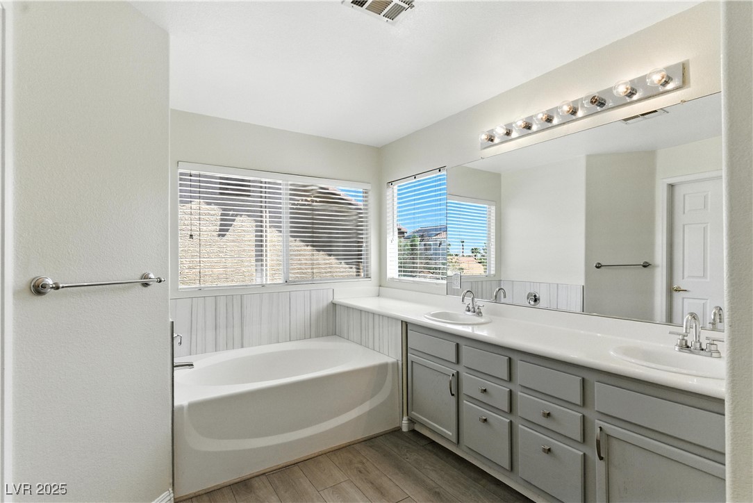 3034 Scenic Valley Way