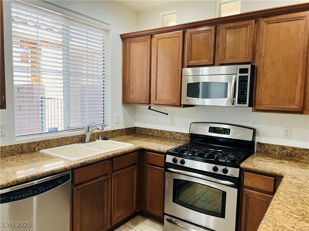 2299 MALAGA PEAK Street