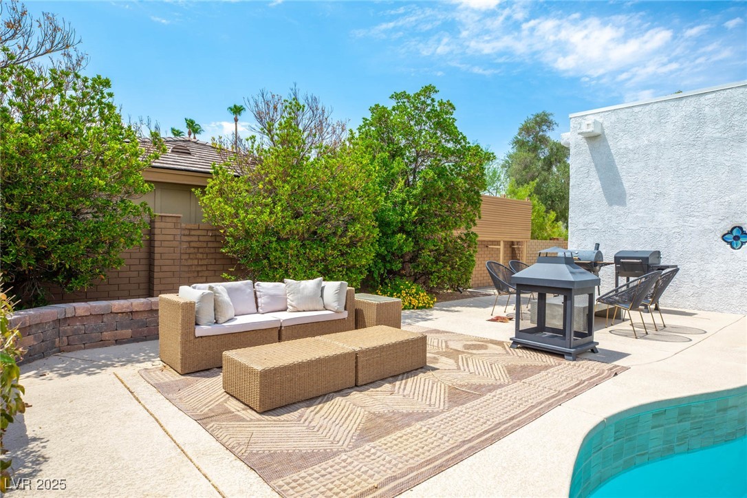 2505 Rancho Bel Air Drive