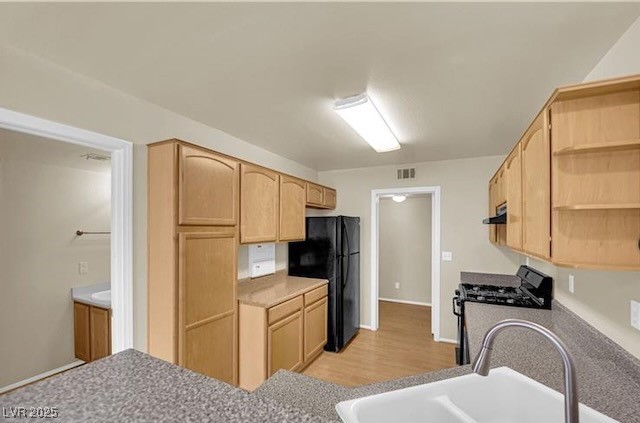 457 Coral Sea Street