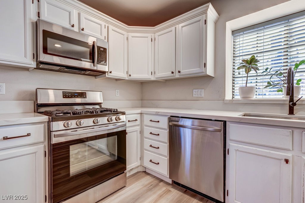 3378 Del Marino Street