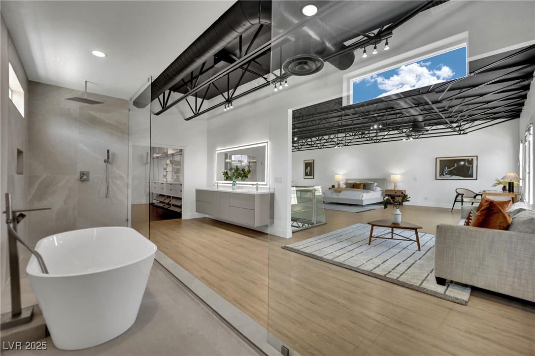 5015 Thunder River Circle