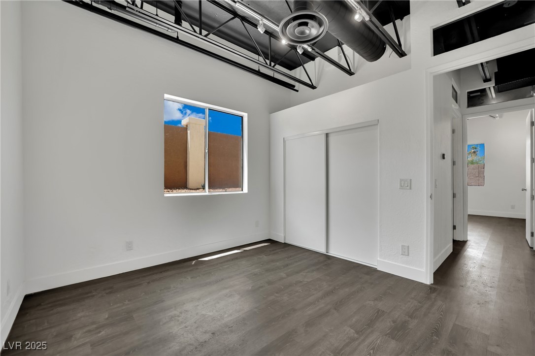 5015 Thunder River Circle