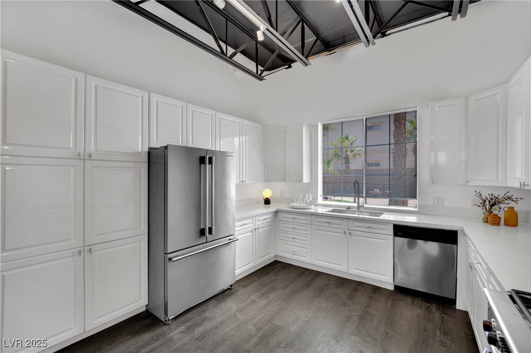 5015 Thunder River Circle