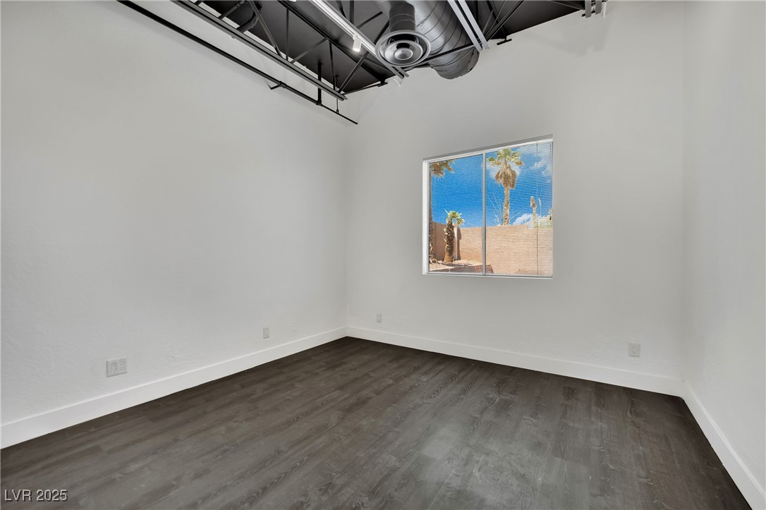 5015 Thunder River Circle