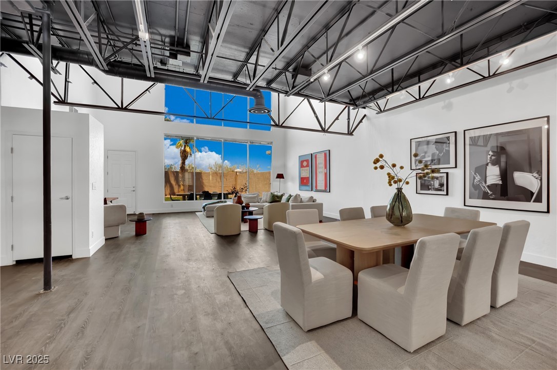 5015 Thunder River Circle