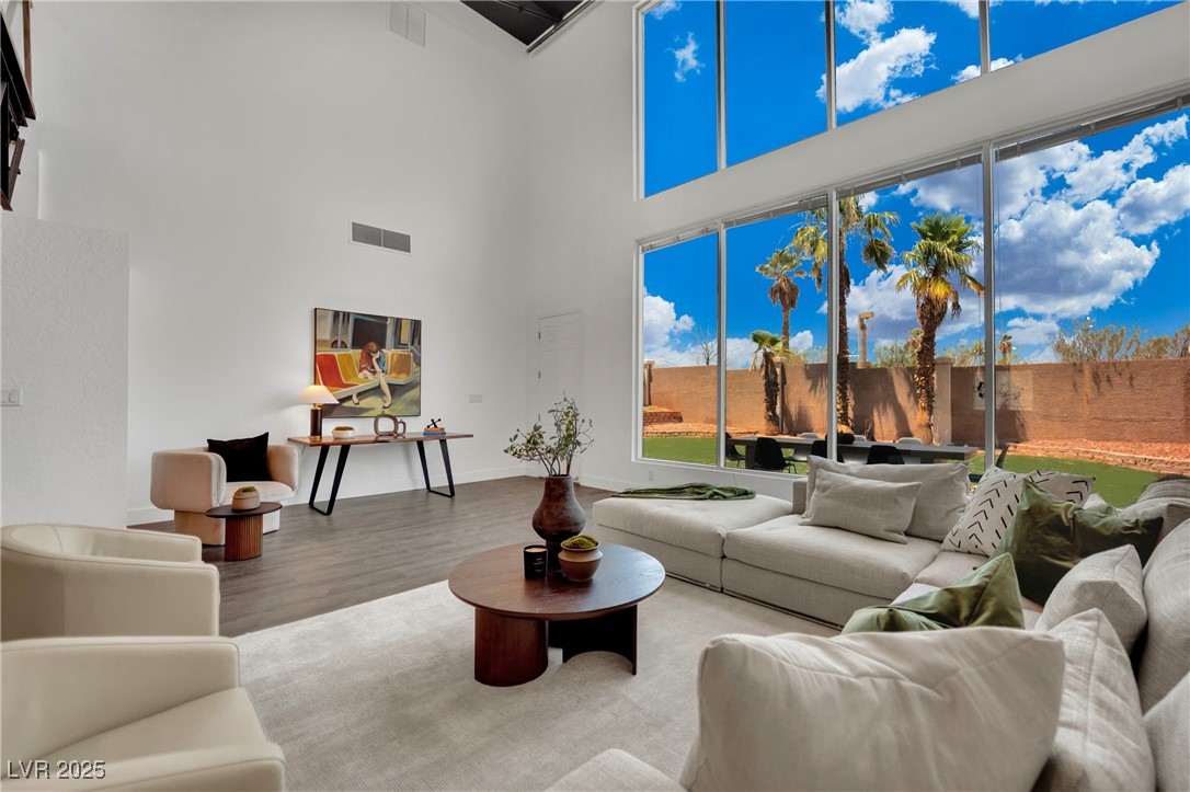 5015 Thunder River Circle