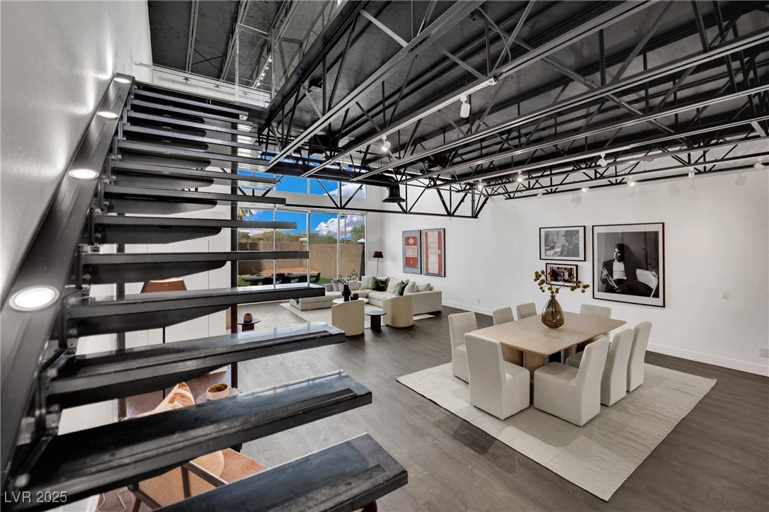 5015 Thunder River Circle