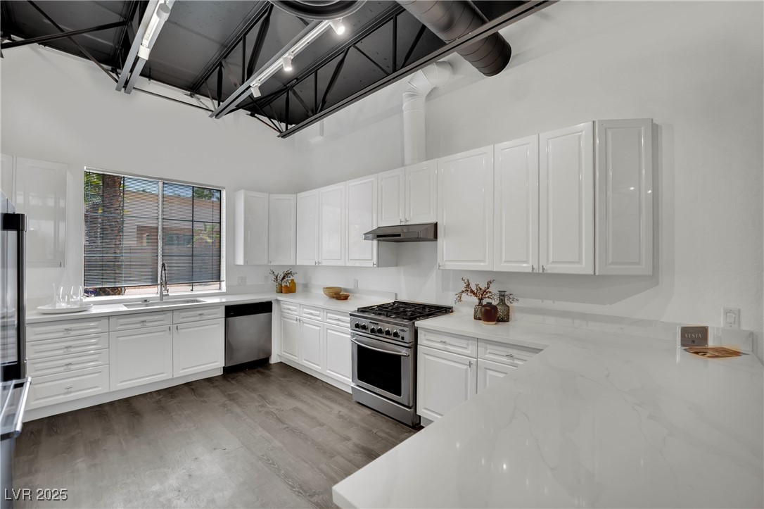 5015 Thunder River Circle