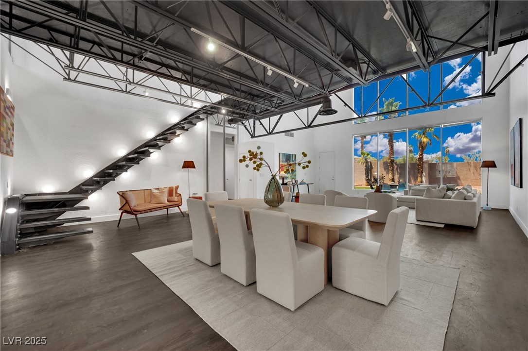 5015 Thunder River Circle