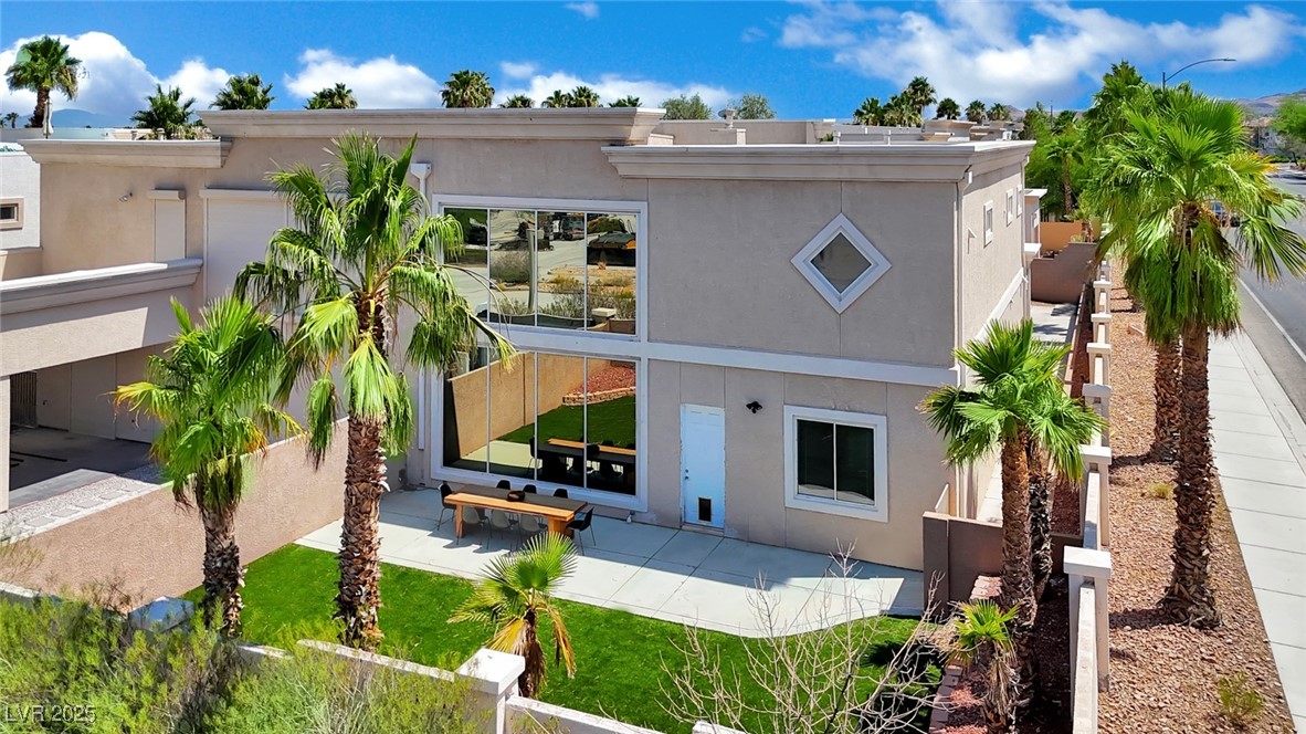 5015 Thunder River Circle