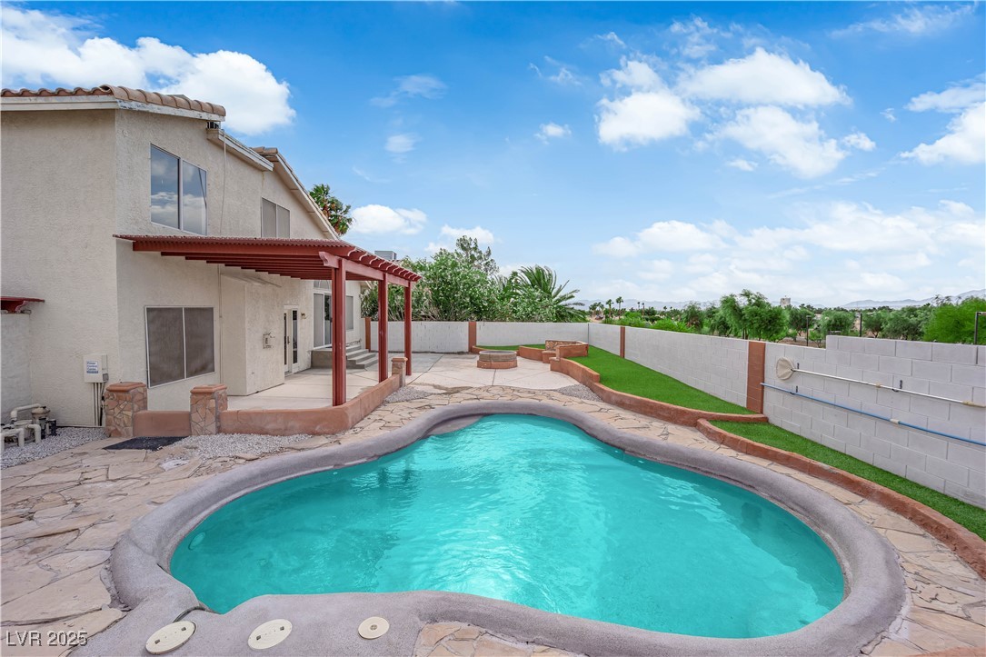 1611 Buffalo Trail Drive