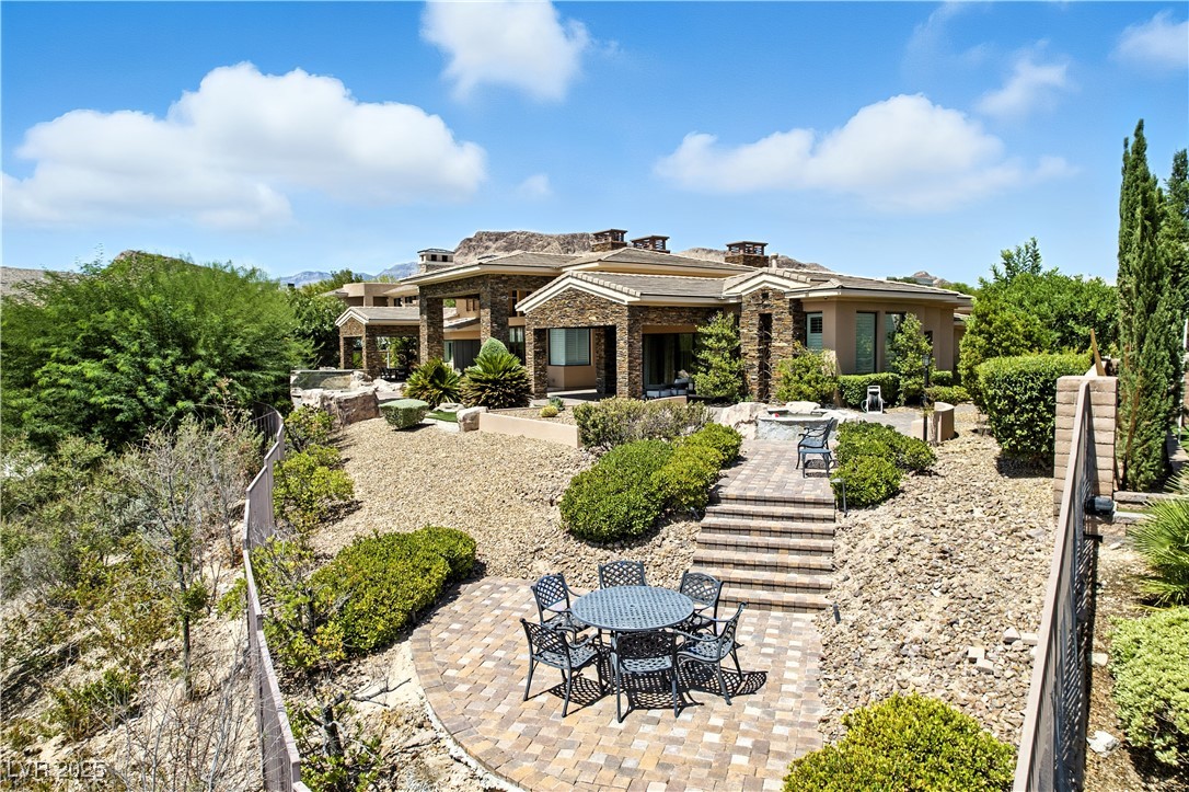 23 Quiet Moon Lane
