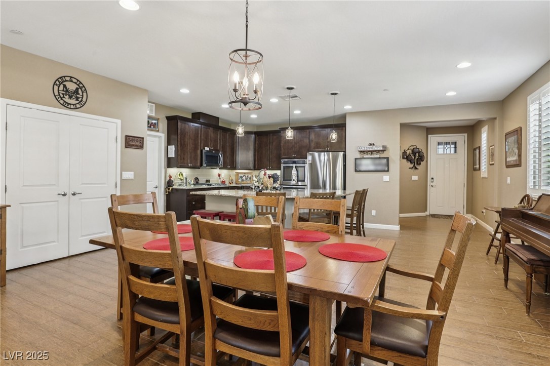 2494 Venarotta Street