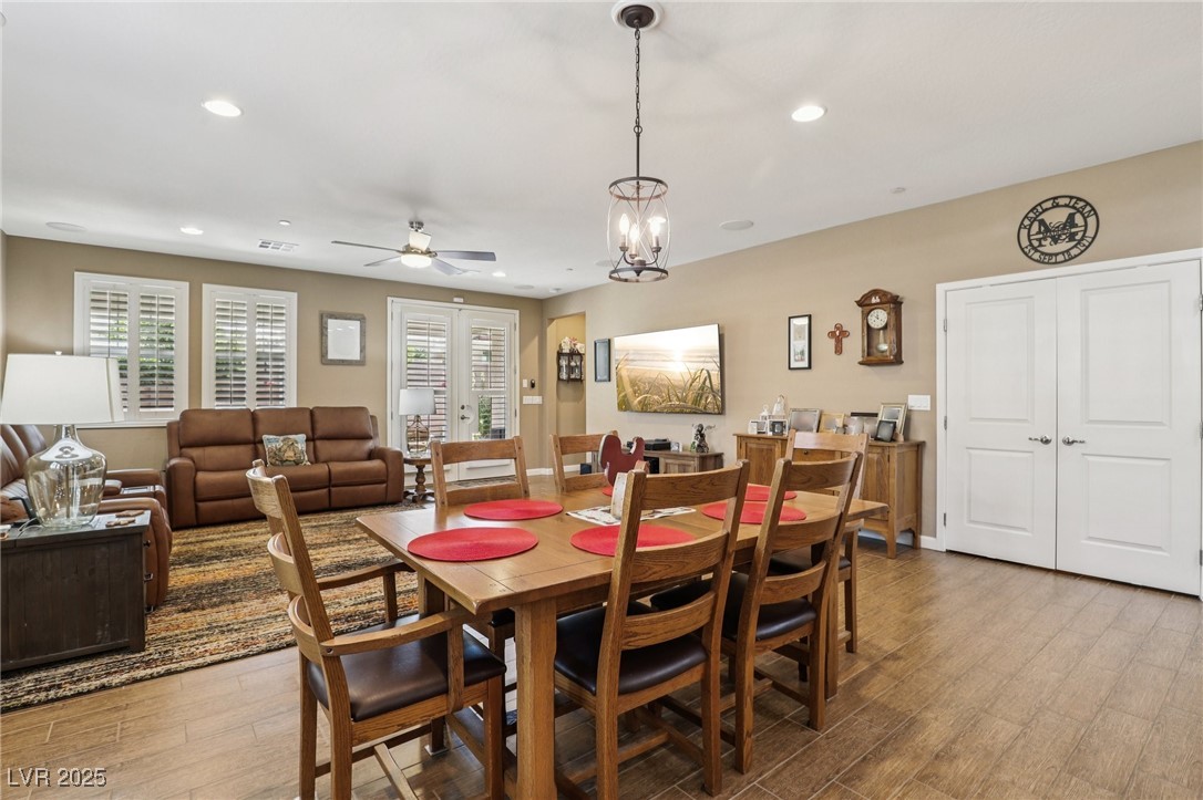 2494 Venarotta Street