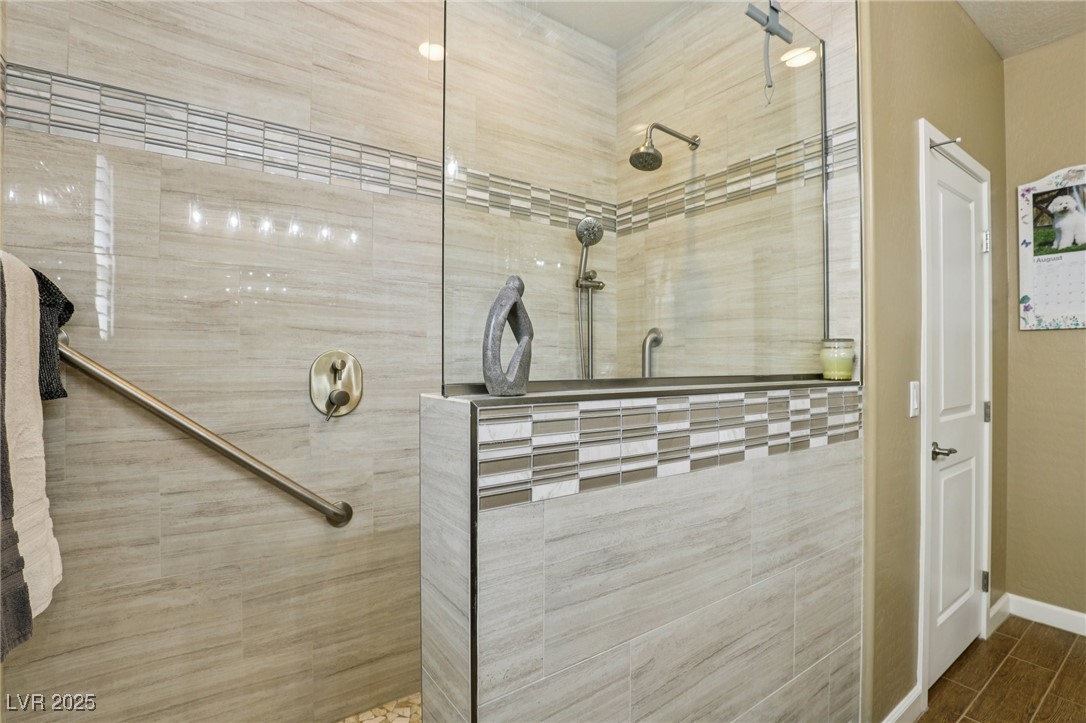 2494 Venarotta Street