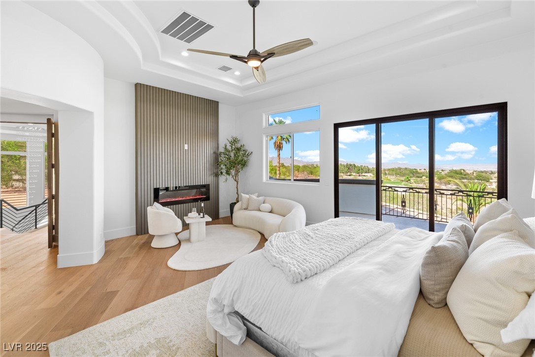 9252 Tournament Canyon Drive