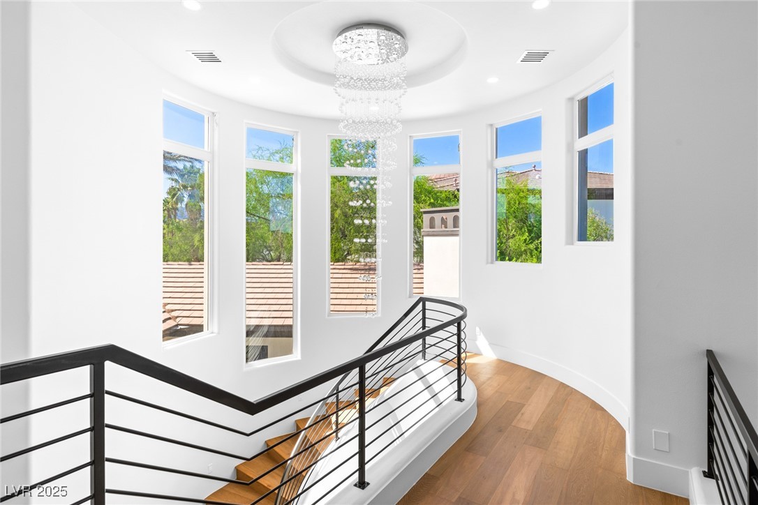 9252 Tournament Canyon Drive