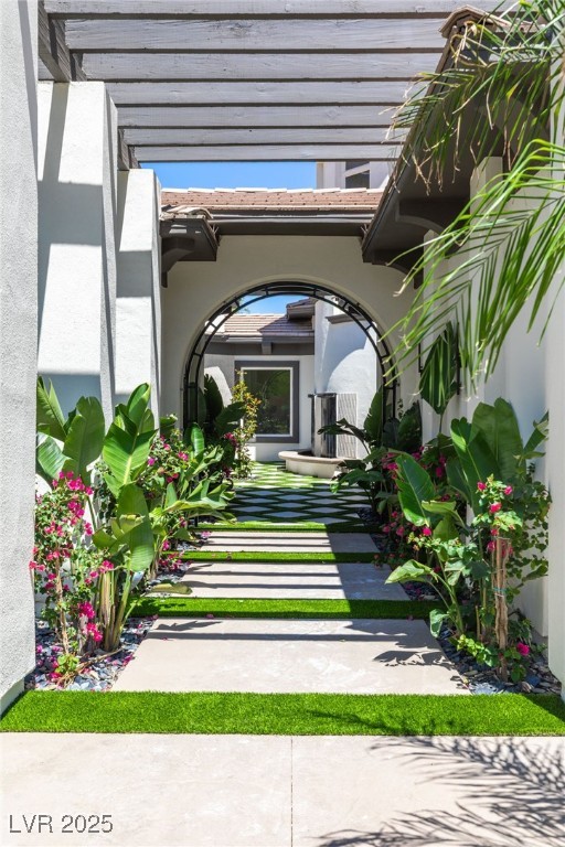 9252 Tournament Canyon Drive