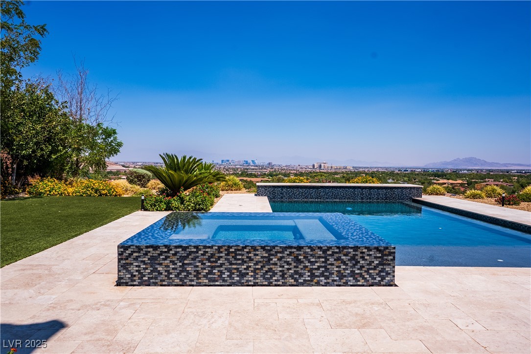 26 Olympia Outlook Drive