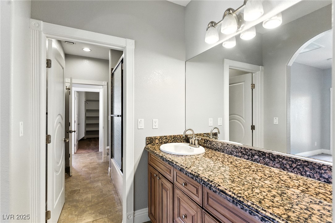 368 East Torino Avenue