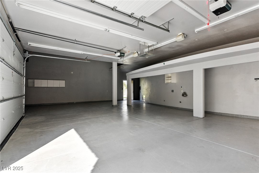 368 East Torino Avenue