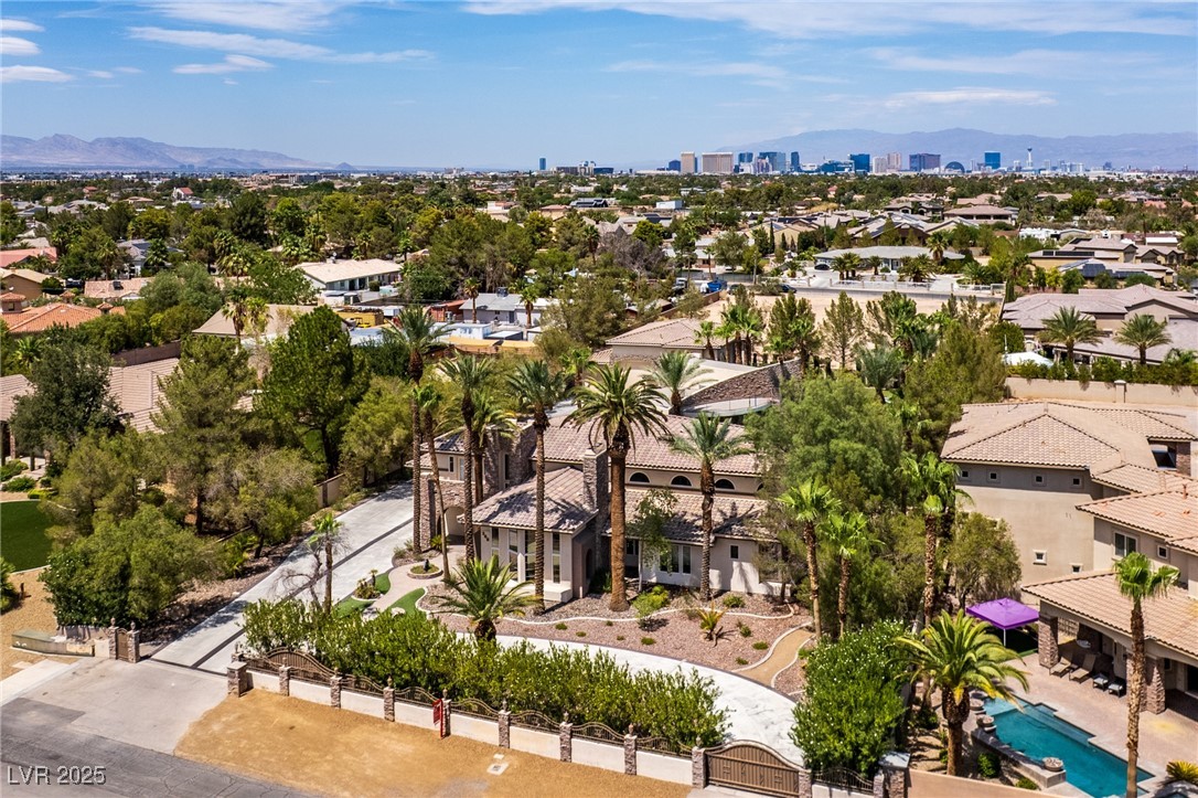 368 East Torino Avenue