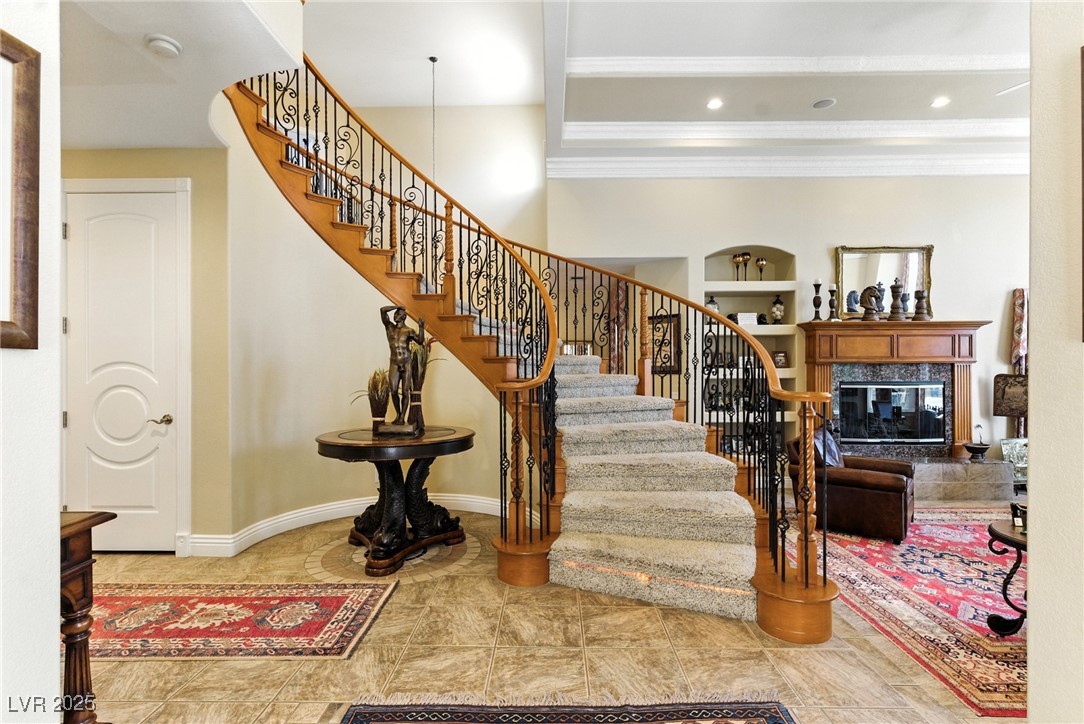 368 East Torino Avenue