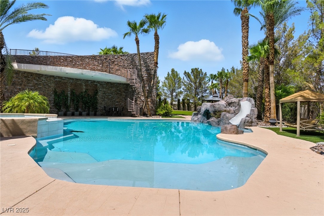 368 East Torino Avenue