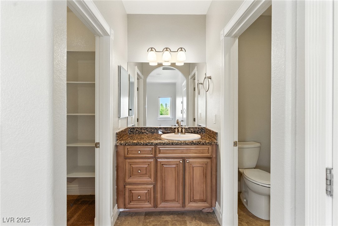 368 East Torino Avenue