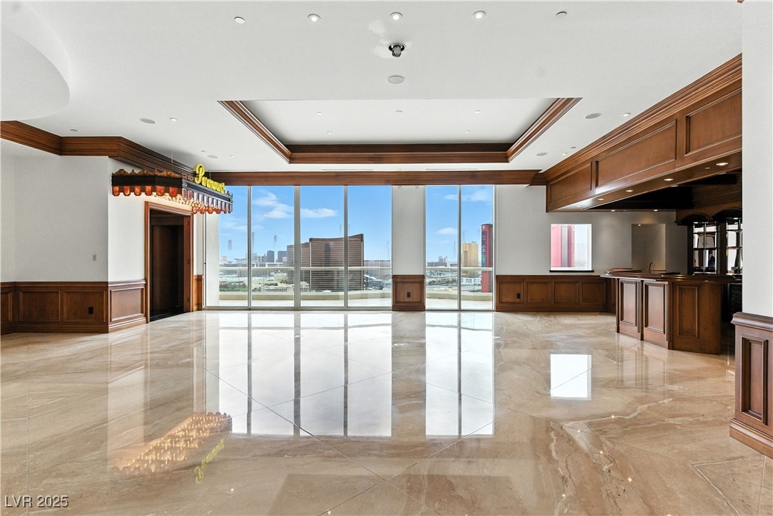 2747 Paradise Road 3801