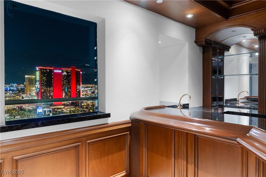 2747 Paradise Road 3801