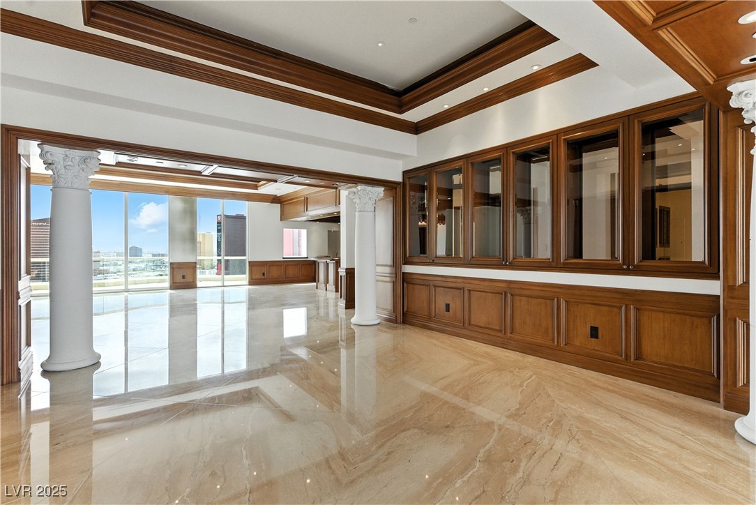 2747 Paradise Road 3801