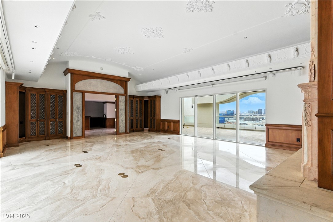 2747 Paradise Road 3801