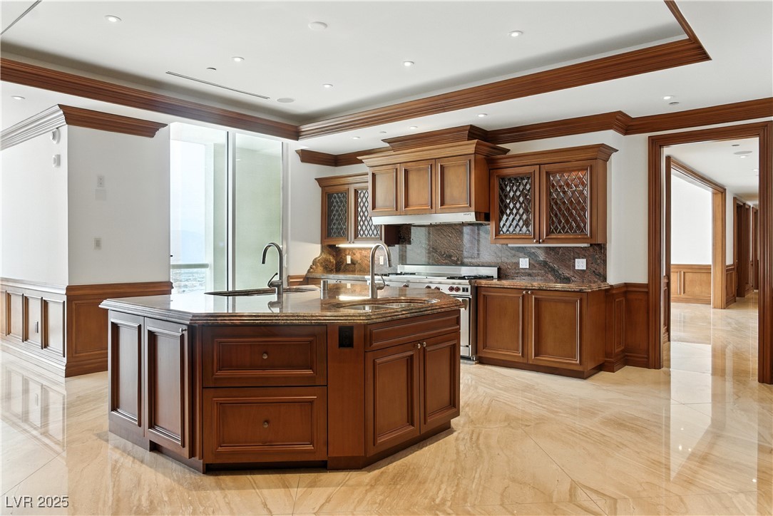 2747 Paradise Road 3801